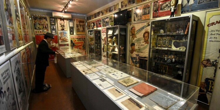 Llegó el único museo en Iberoamérica, en Adrogué que homenajea a Los Tres Chiflados