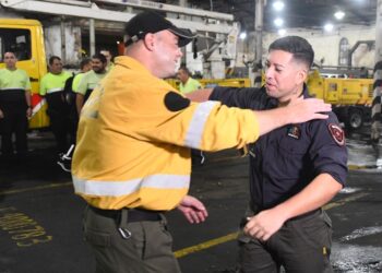Partió rumbo a Chubut el contingente que colaborará en el combate de los incendios