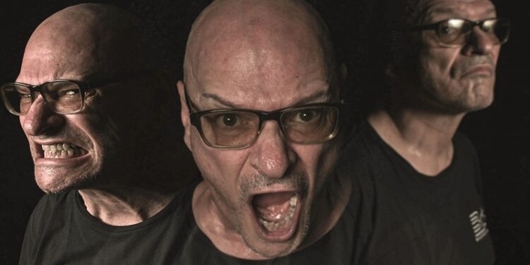 Carlos Belloso recrea un presente distópico en su unipersonal «El aparato»
