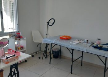 Desbaratan una falsa clínica estética en Flores y secuestran aparatología en infracción