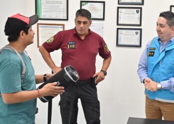 Detuvieron a tres ladrones en Constitución y recuperaron celular y parlante robado