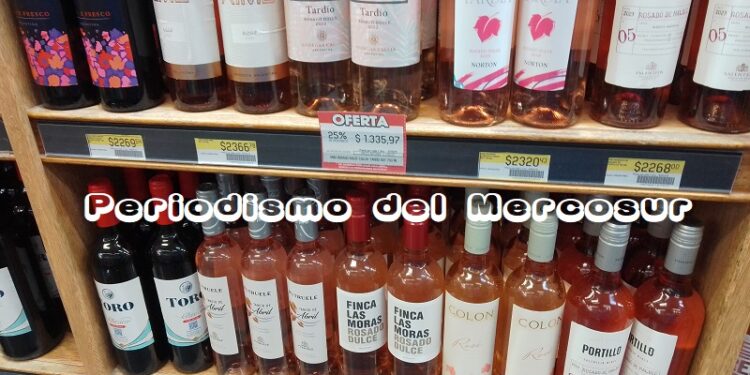 Las ventas en los supermercados aumentaron 0,9% en el 2023 y 4,7% en los mayoristas
