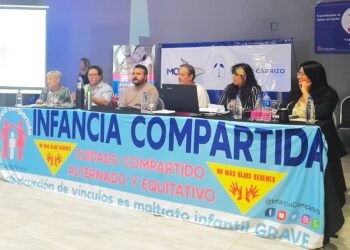 700 santacruceños se capacitaron en perspectiva de niñez