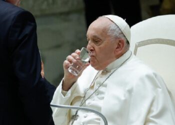 El Papa Francisco tiene faringitis