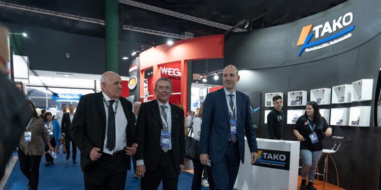 El INTI presentó sus capacidades en Automechanika, enfocándose en mejorar la competitividad y promover la movilidad sustentable