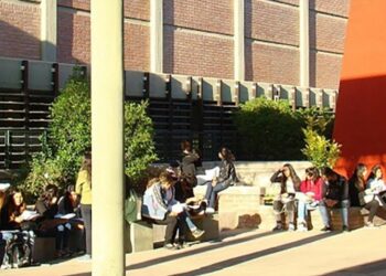 La Unión Cívica Radical convoca a la gran marcha educativa en defensa de las Universidades públicas