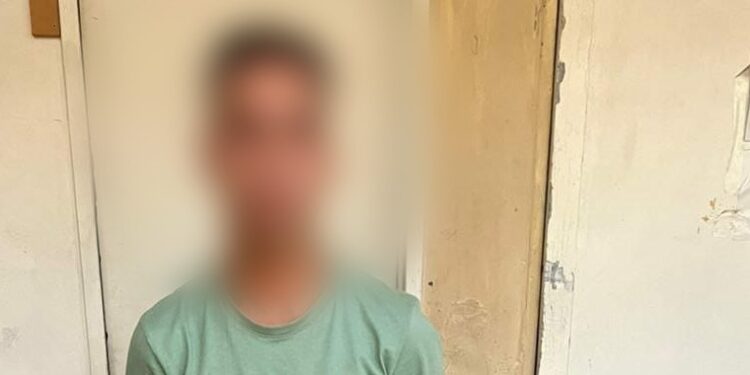 La Policía de la Ciudad detuvo a un prófugo por el asesinato de un hombre delante de su hijo de 4 años