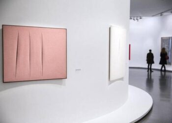 Lucio Fontana, el hombre que «rompió» el lienzo