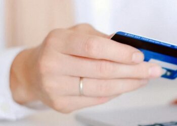 Tarjetas prepagas: las mujeres explican más del 50% de las operaciones en Argentina