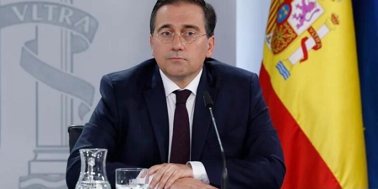 España retira a su embajadora en Argentina por la crisis con Milei, que lo califica de “payasada”