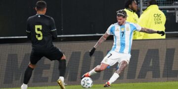 Impulsan amparos para garantizar la televisación gratuita de los partidos de la Selección en la Copa América 2024