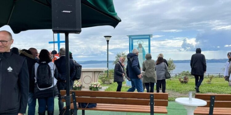 El Vaticano fija normas más severas para las apariciones de la Virgen