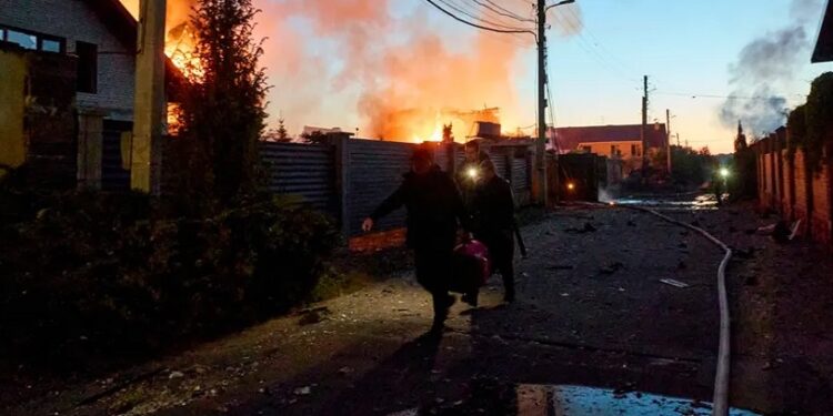 Ucrania reivindica su primer ataque con armas occidentales contra territorio ruso