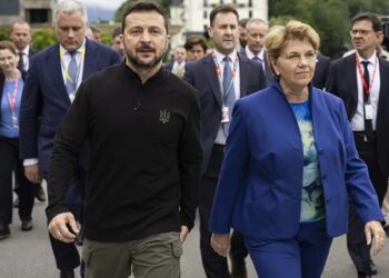 Volodimir Zelenski celebra el “éxito” de convocatoria de su cumbre de paz