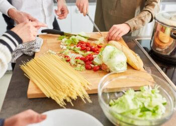 Comer en compañía es bueno y reduce el estrés