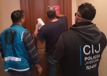 Desenmascaran a una falsa médica psiquiátrica en su consultorio de Monserrat
