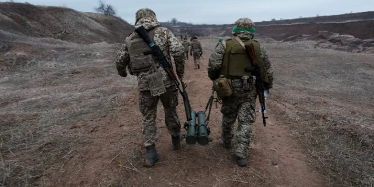 Rusia y Ucrania intercambian 95 prisioneros de guerra