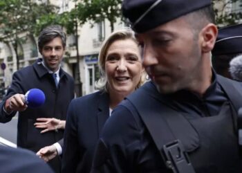 Marine Le Pen promete impedir el uso de armas francesas en Rusia