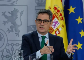 El Gobierno español plantea un registro de medios, transparencia institucional y perseguir los bulos