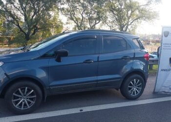 Detienen a menor con amplio prontuario delictivo mientras circulaba en una camioneta robada