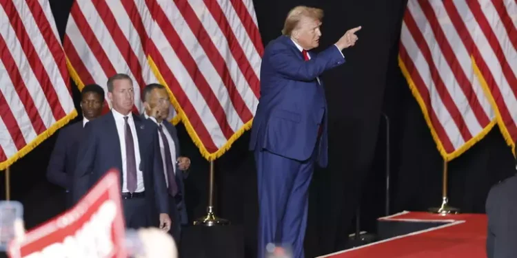 Para Donald Trump, Estados Unidos está invadido por inmigrantes