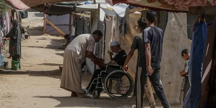 Al menos 22 muertos, incluidos 13 niños, en un ataque israelí contra una escuela en Gaza