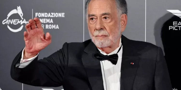 La democracia en Estados Unidos corre peligro, advierte Coppola