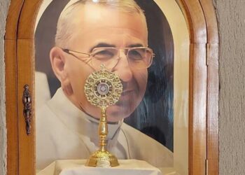 Entronizaron en Paraná una reliquia del beato Juan Pablo I