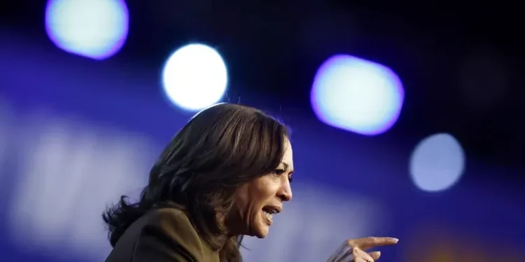 Kamala Harris publicó su informe médico y pide el de Donald Trump