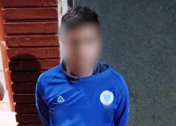 Estaba armado en la calle y tenía 70 antecedentes. La Policía de la Ciudad lo identificó y lo detuvo en Villa Ortúzar