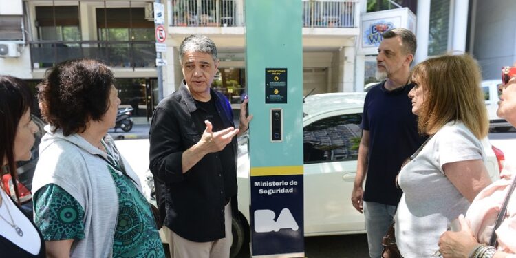 La Ciudad ya cuenta con 108 Puntos Seguros en calles y plazas para llamar a la Policía o ante una emergencia
