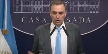 El Gobierno imputó por presunta cartelización a Claudio Belocopitt y a las prepagas