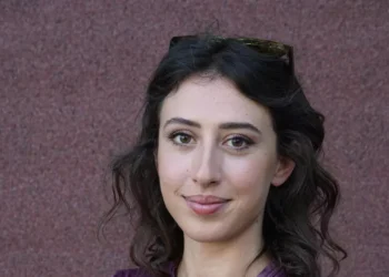 Irán confirma el arresto de la periodista italiana Cecilia Sala: «violación de la ley islámica»