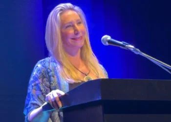 El espacio que comanda Karina Milei lanzó duras críticas a la administración porteña por el desdoblamiento