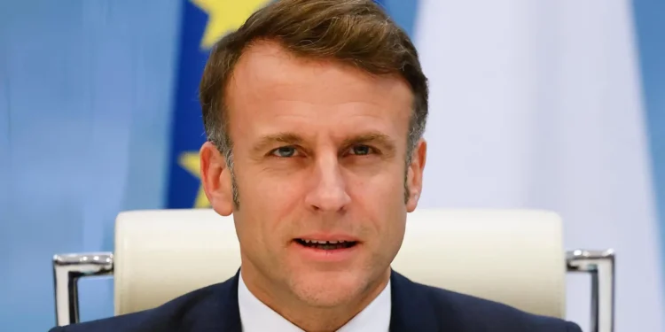 Emmanuel Macron asume su responsabilidad en las elecciones anticipadas