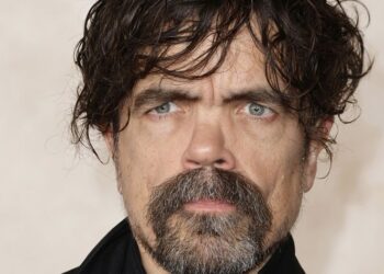 La serie original de Paramount+ Dexter: Resurrección incorpora al ganador del Emmy y Globo de oro Peter Dinklage