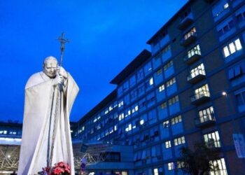 Otra noche tranquila para el Papa en el Gemelli