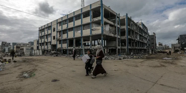 Mueren al menos 5 trabajadores de la UNRWA en la última oleada de ataques israelíes en Gaza