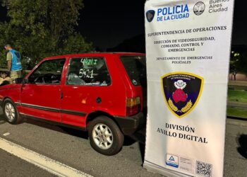 Persecución entre San Martín y Barracas tras eludir un control vehicular