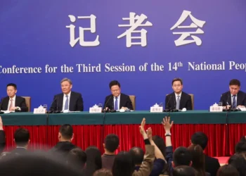 China eleva el tono contra Trump y asegura estar preparada para la guerra comercial