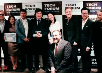 The New York Times asegura que empresarios cripto denunciaron pedidos de coimas para acceder a Javier Milei