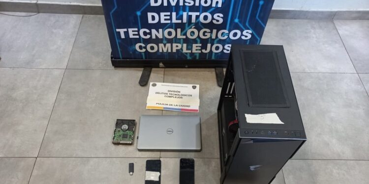 Capturan en Tigre a falsificador de DNI digitales