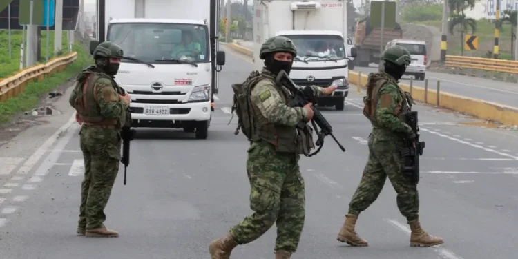 Al menos 22 muertos en una nueva masacre en Ecuador por una disputa entre bandas criminales