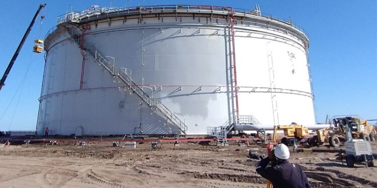 Aporte clave en el proceso de medición de un tanque petrolero de gran tamaño