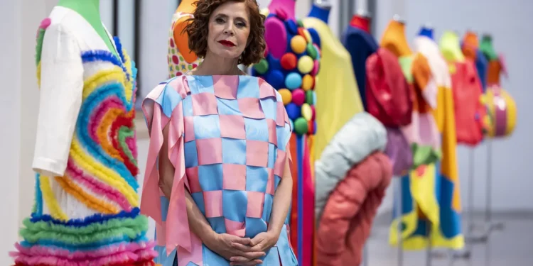 Ágatha Ruiz de la Prada: «Tienes que estar acostumbrada a que no entiendan tus trajes»