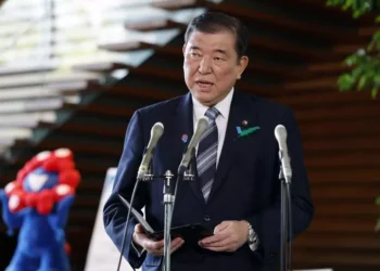 Premier japonés a Donald Trump, «la seguridad no está ligada a los impuestos»