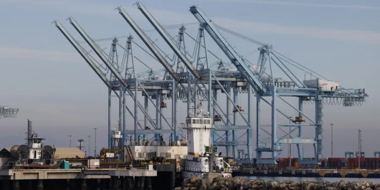 China sube los aranceles sobre bienes de EE.UU. hasta el 125 % y afirma que no irá a más