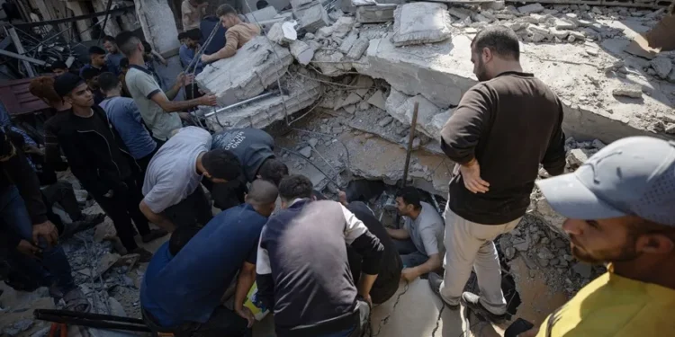 Israel mata desde el sábado al menos a 58 palestinos en Gaza, incluidos niños