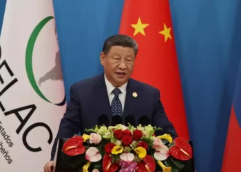 China corteja a América Latina con miles de millones de dólares