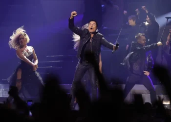 Chayanne «baila otra vez» después de catorce años sin «poner el alma» en España